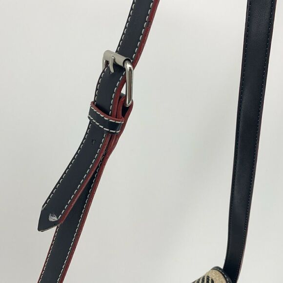 Tommy Hilfiger Black Tan Woven Purse Mini Flag - Picture 10 of 10